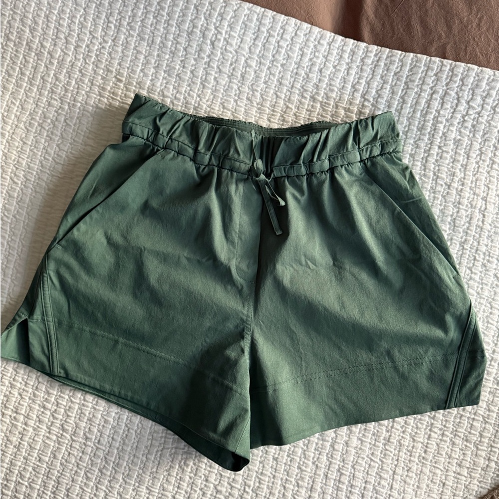 lululemon athletica Shorts